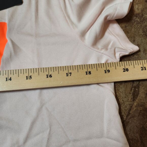 Under Armour Women’s Large Tee – Pink with Orange Graphic, NWT - Picture 8 of 9
